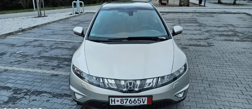 Honda Civic cena 16999 przebieg: 230300, rok produkcji 2007 z Swarzędz małe 596